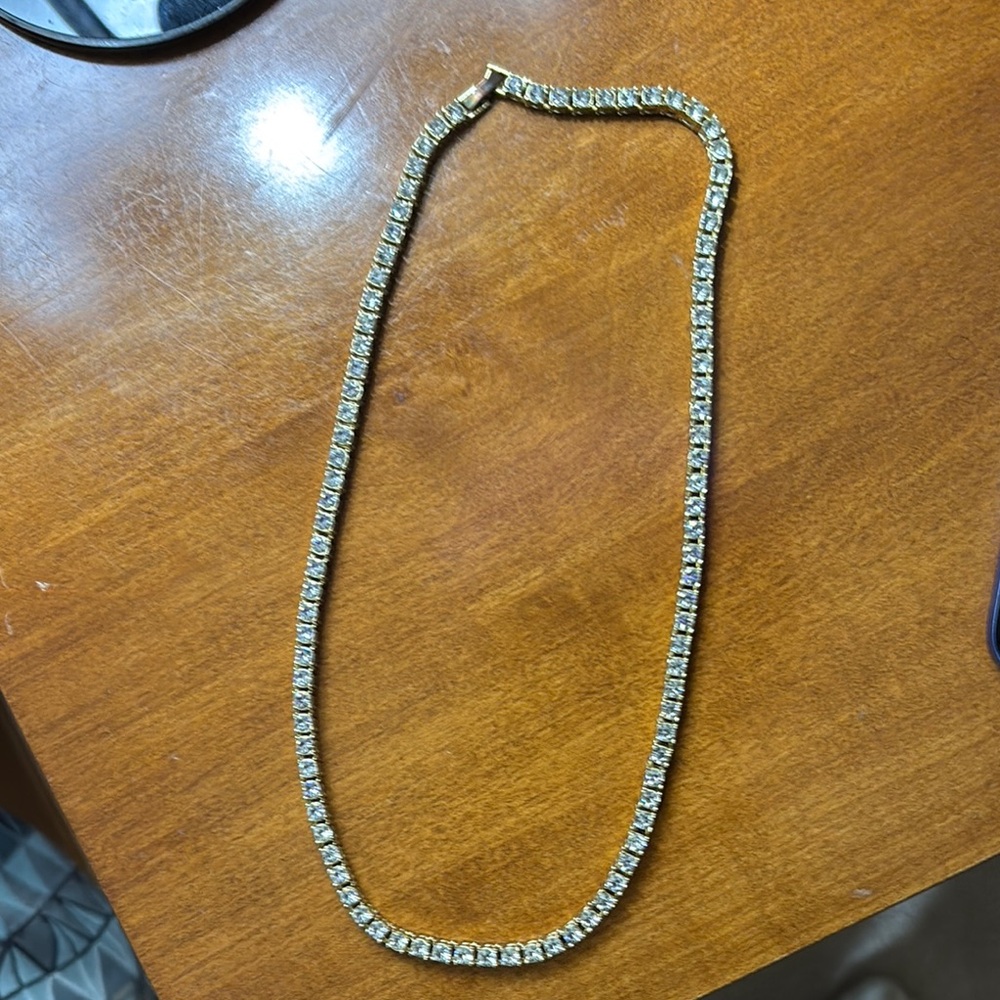 Elegant Gold and Silver Necklace
